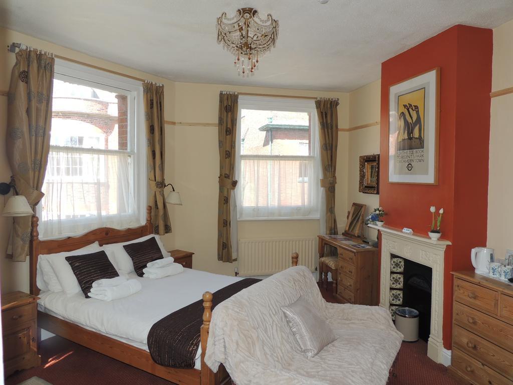 Railway Hotel Faversham Zimmer foto