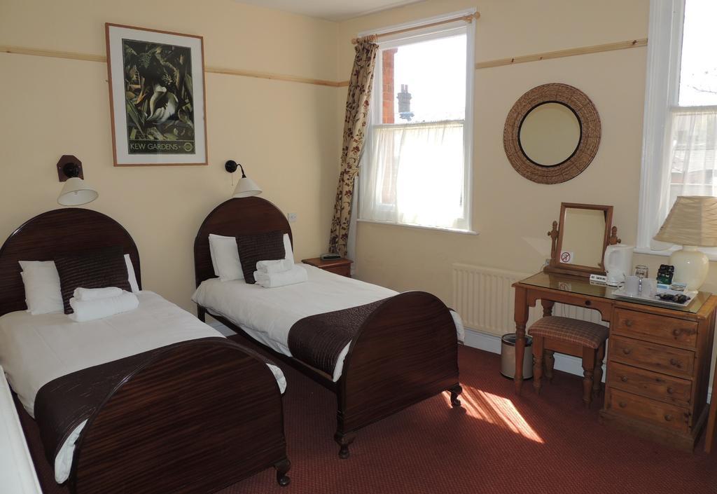 Railway Hotel Faversham Zimmer foto